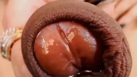 Succulent t-girl Stimulates Herself With sex tool