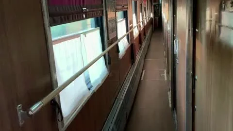 lady-man banged Girlfriend In The train whilst No One Sees