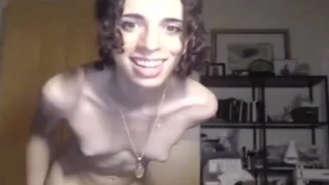 brunette hair Crossdresser Jacking Off