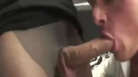 Luana Varella bonks Jack