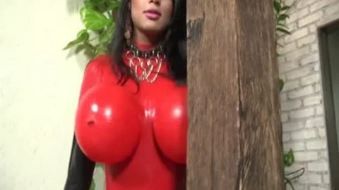 tranny webcamila Klein Is costumeed In Red Latex!