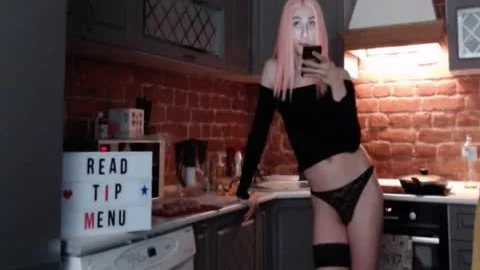 Cooking whilst nice-looking In A belt