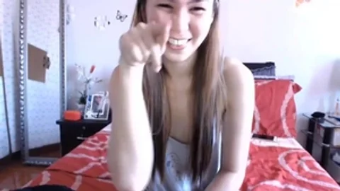 FilipinA asian LAdyboy Is VEry juicy Doing HEr Thing On